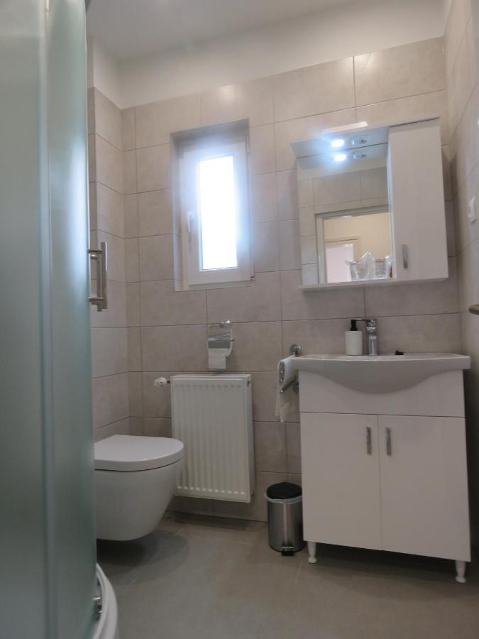 Sani Apartments Začretje Kültér fotó