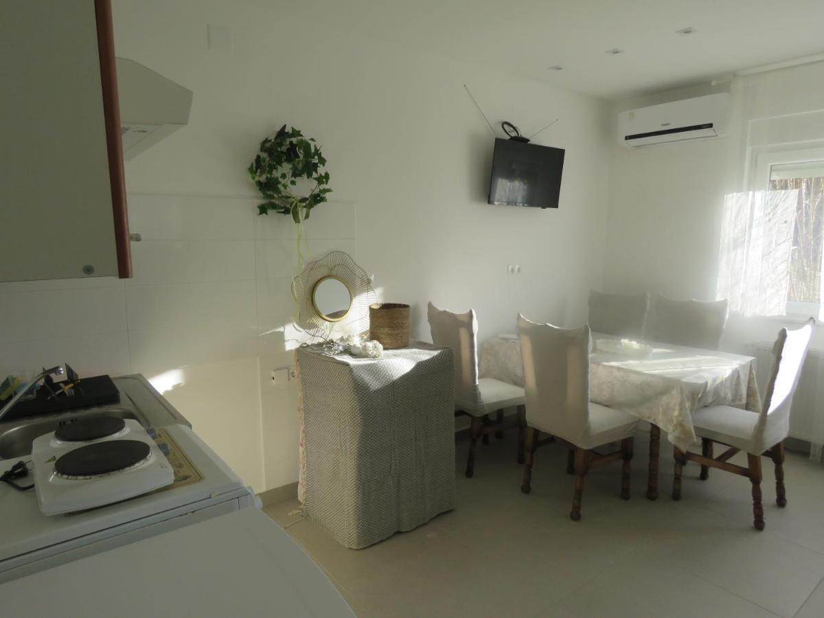 Sani Apartments Začretje Kültér fotó