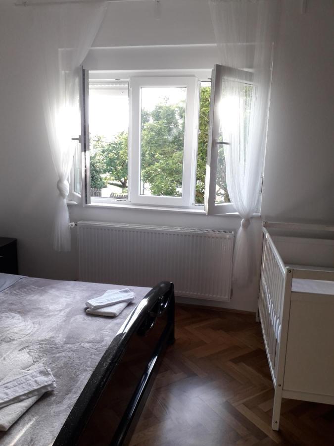 Sani Apartments Začretje Kültér fotó